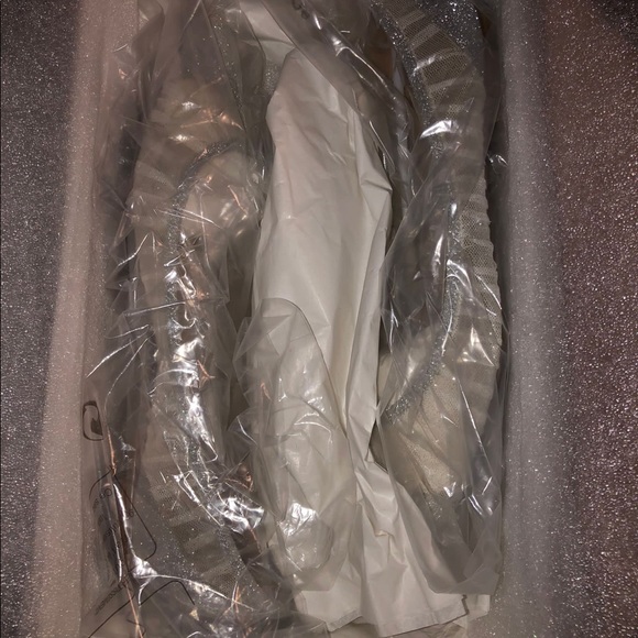 Beautiful Jimmy Choo Love Flat - Picture 5 of 16